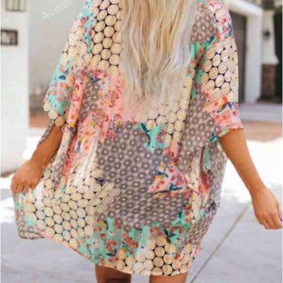 NEW! Semi-shear, multicolour Kimono - Picture 2 of 6